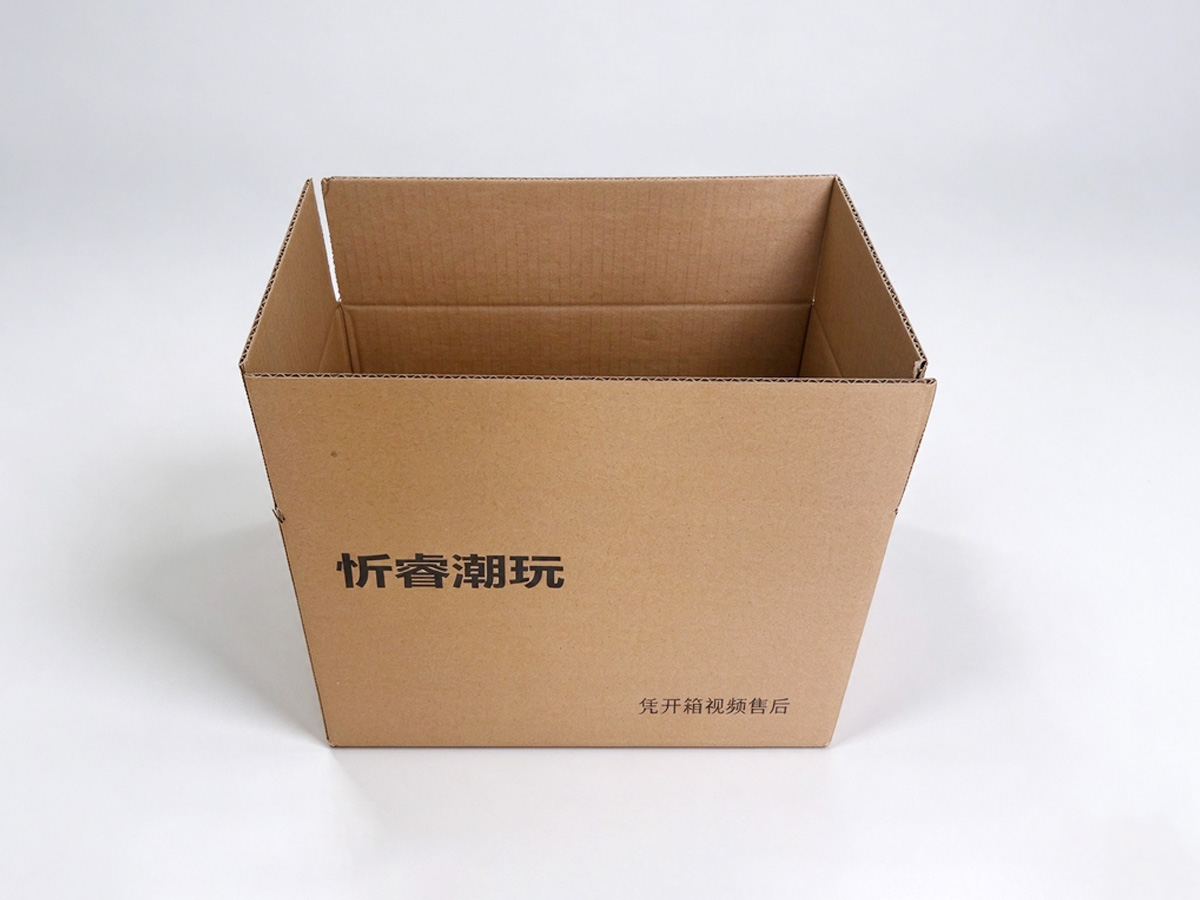 某机械厂重型配件出口纸箱案例：三瓦楞替代木箱，单箱成本下降 38% 实拍